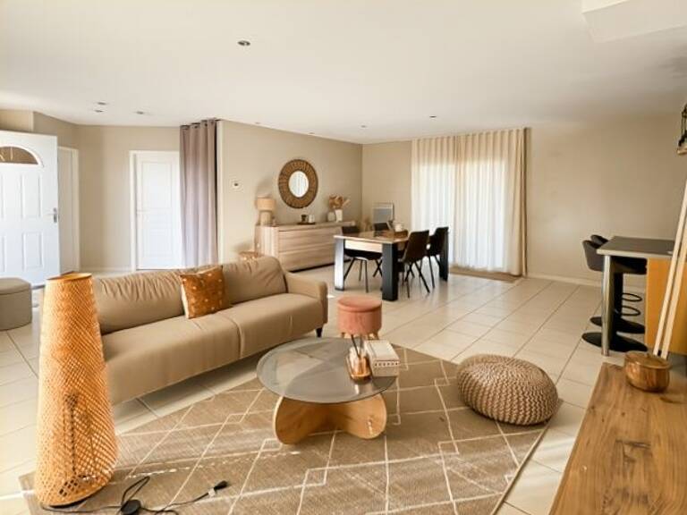 Maison T4 meublée à Louer — photo 1