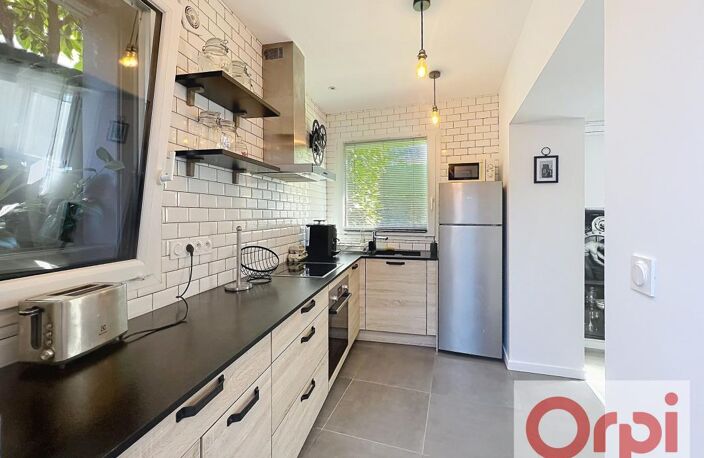 Appartement À Vendre — photo 2