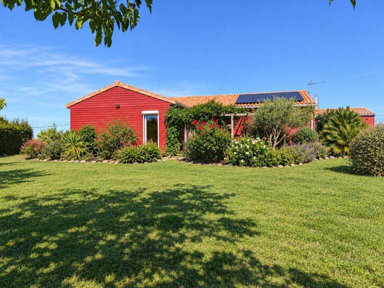 Maison À Vendre avec 1 hectare de terrain 4 pièces EPARGNES — photo 1