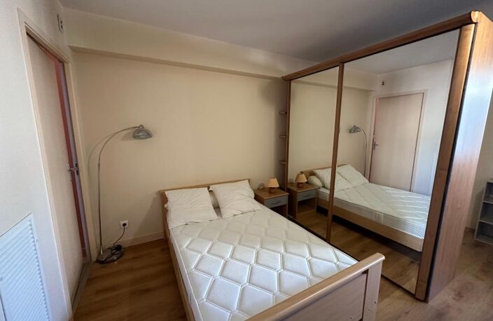   À LOUER – STUDIO MEUBLÉ DE 34 M² À LIMOGES   — photo 5