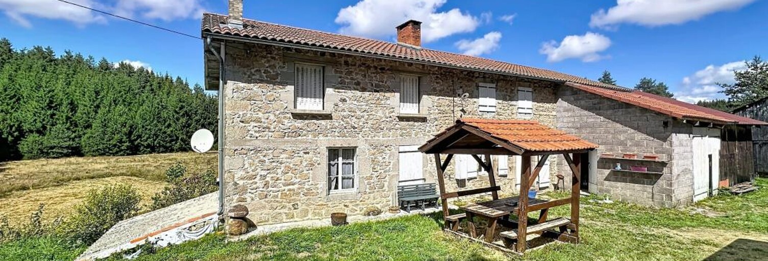 Maison 6 Pièces 133 m² à vendre à Fournols (63980)
