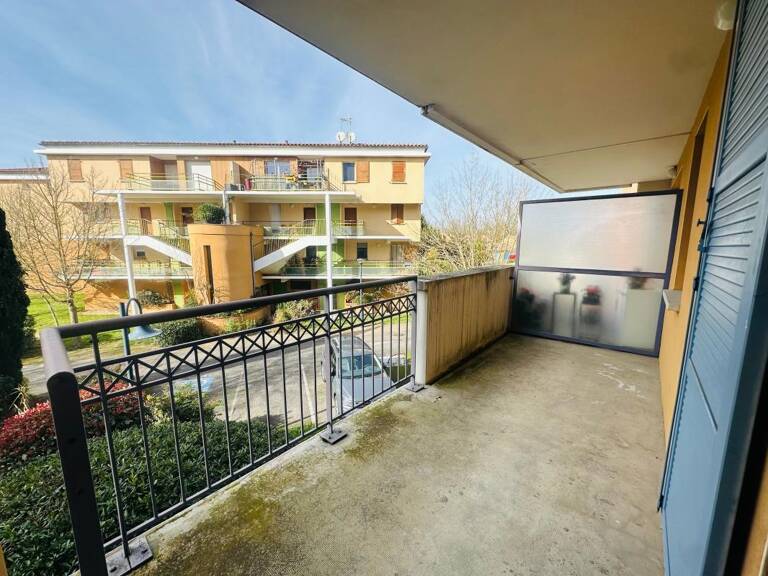 Appartement À Louer — photo 1