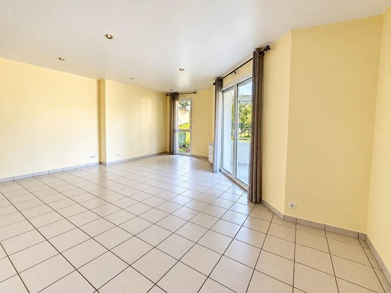 DUPLEX 4 CHAMBRES AVEC JARDIN PRIVATIF ET GARAGE — photo 1