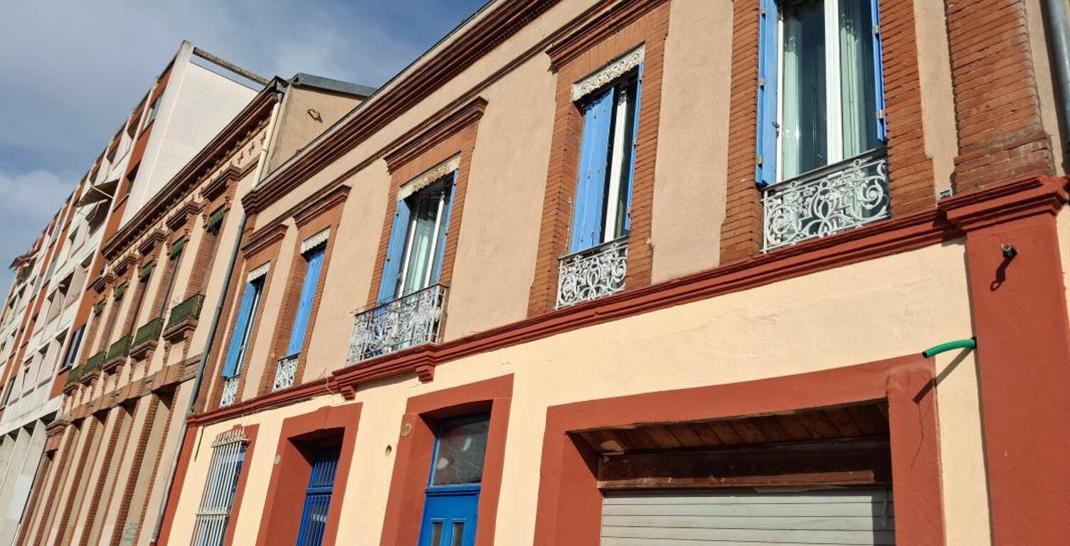TOULOUSE - PLACE DUPUY - PLATEAU A AMENAGE 50 M² - VU SUR LE PORT SAINT SAUVEUR — photo 1