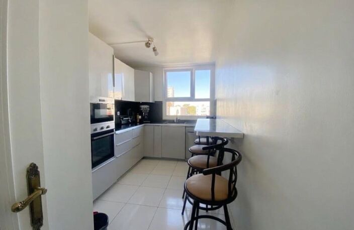 Lumière, espace et sérénité — Bel appartement 4 pièces de 76 m² rénové — photo 3