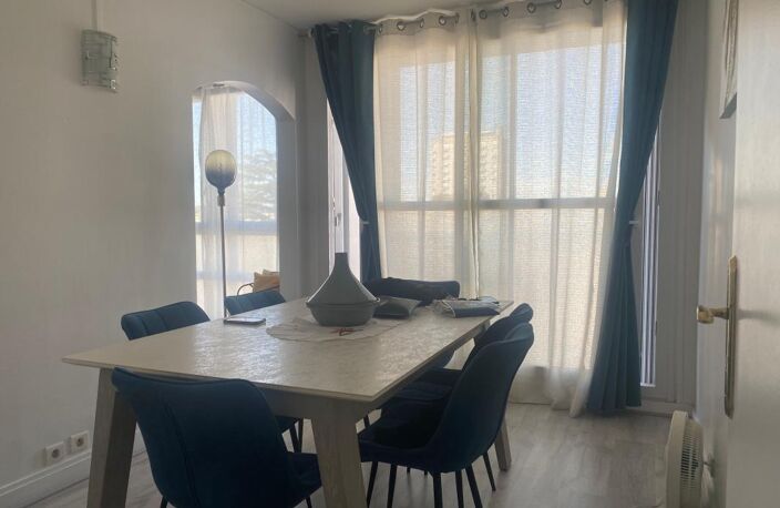 Lumière, espace et sérénité — Bel appartement 4 pièces de 76 m² rénové — photo 5