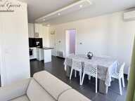 Appartement La Seyne Sur Mer 2 pièces 51 m2 - Deux places de parking en. sous -sol — photo 3