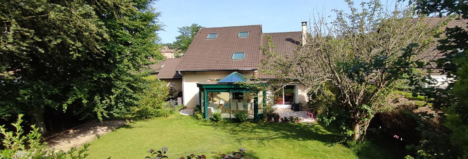 Maison 8 Pièces 227 m² à vendre à Rochefort-en-Yvelines (78730)