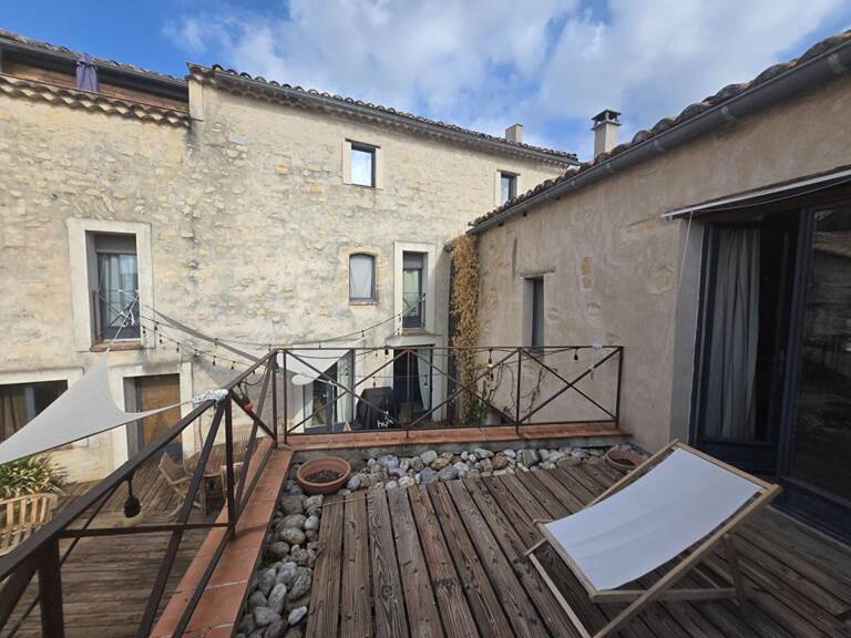 Charmante et agréable maison de village de plus de 10 pièces et 5 chambres avec de multiples possibilités d'une surface habitable de 220 M2 avec grandes caves et  terrasses — photo 1