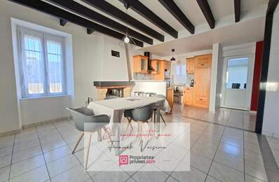A VENDRE en EXCLUSIVITE à Vendrennes, centre bourg, maison de 100 m2 env avec 2 chambres et 1 bureau sur une parcelle de 497 m2 — photo du bien