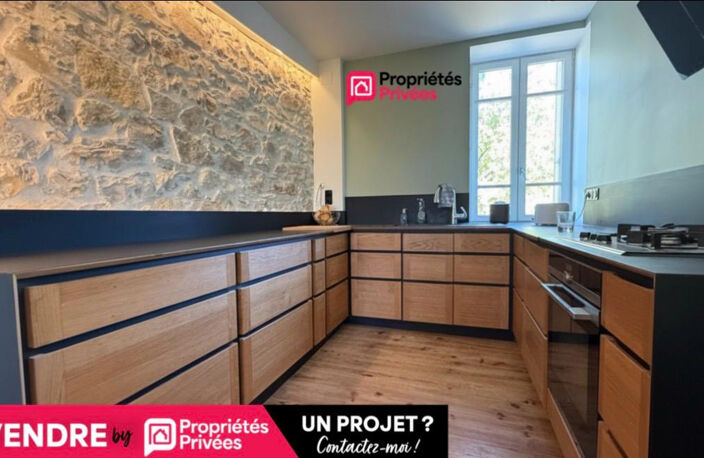COUP DE COEUR  - Maison en pierres rénovée en 2025 — photo 4
