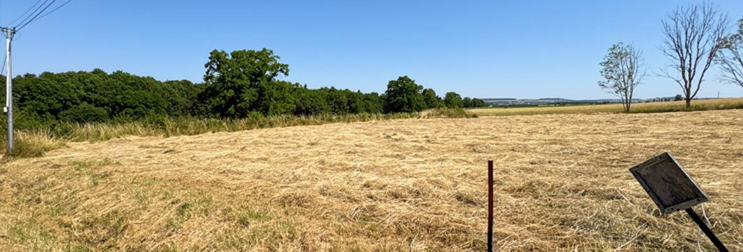 Terrain  1575 m² à vendre à Semur-en-Auxois (21140)