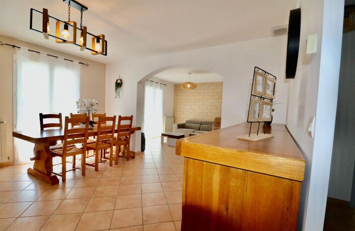BELLEGARDE  Maison 113 m² avec piscine sur 800 m² de terrain — photo 4