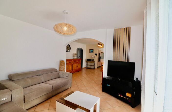 BELLEGARDE  Maison 113 m² avec piscine sur 800 m² de terrain — photo 5