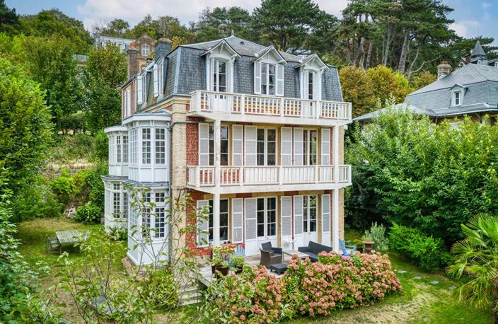 la villa MEDERIC est en vente / en exclusivité — photo 2