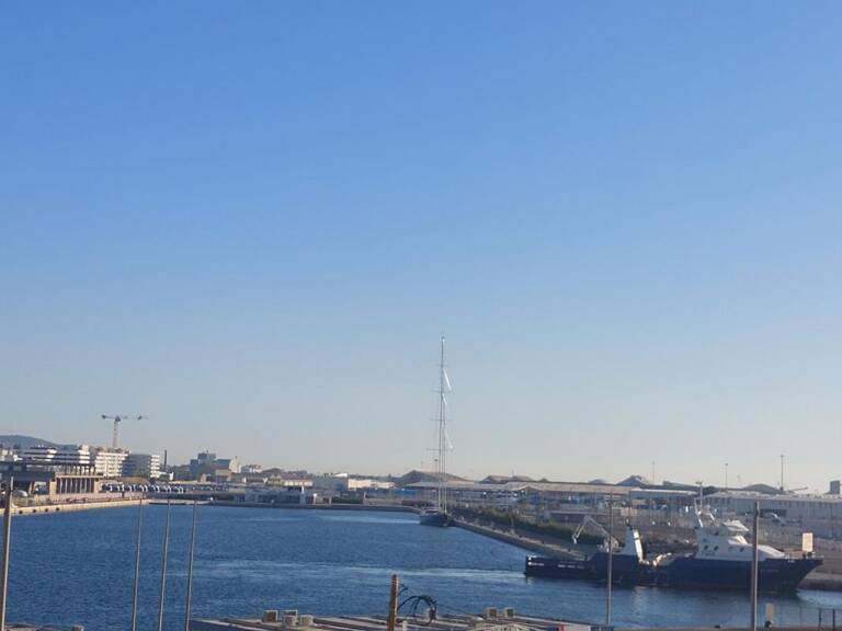 Studio 36 m² avec vue panoramique sur la mer et le port — photo 1