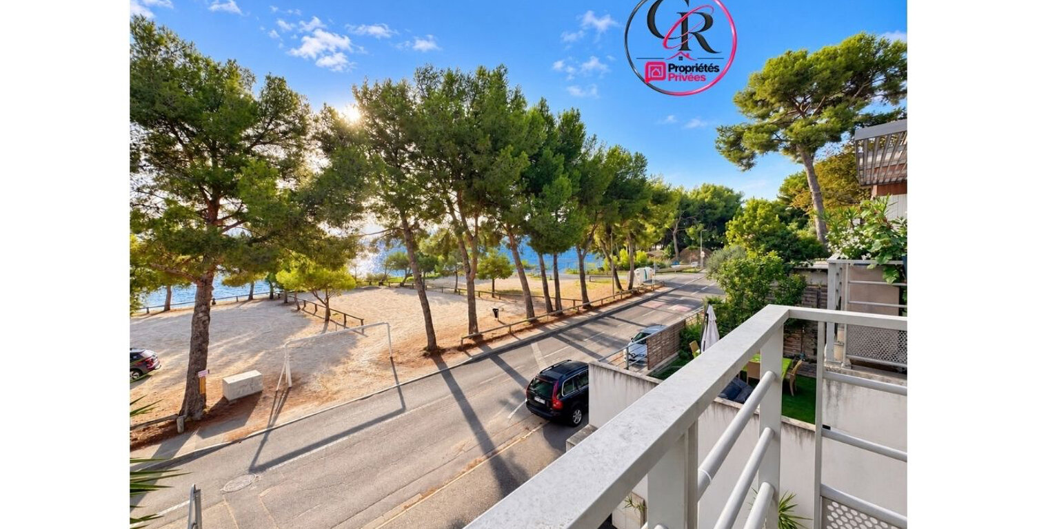 COUP DE COEUR - VUE PANORAMIQUE SUR L'ÉTANG-TERRASSE 30 M² - CALME ABSOLU — photo 1