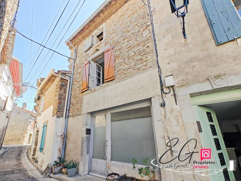 LA LIVINIÈRE : Maison de village avec cour et grand grenier — photo 1