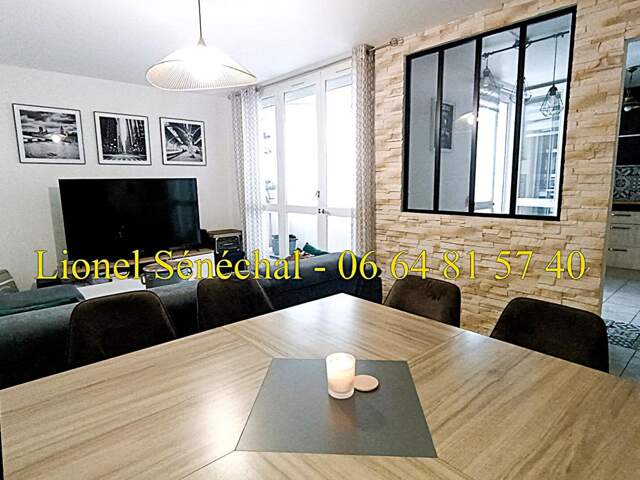 Appartement au RDC avec 2 balcons 4 pièces de 76 m2 secteur Pontlieue avec un accès direct au bord de l' huisne — photo du bien