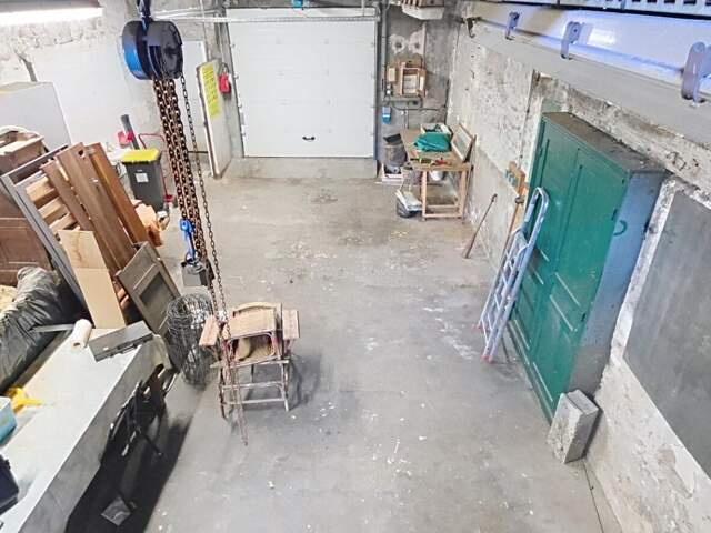 Garage à aménager — photo du bien