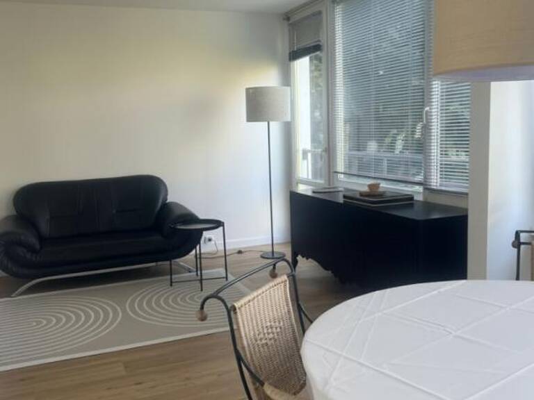 Appartement Lille 3 pièce(s) 68 m2, 2/3 chambres, cave — photo 1