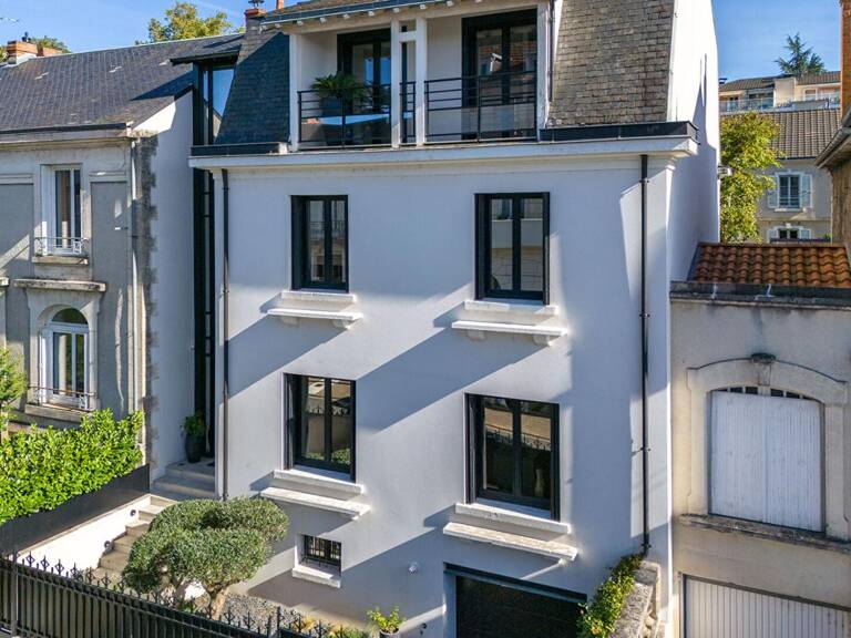 Un bien rare, entre élégance contemporaine et confort absolu — photo 1
