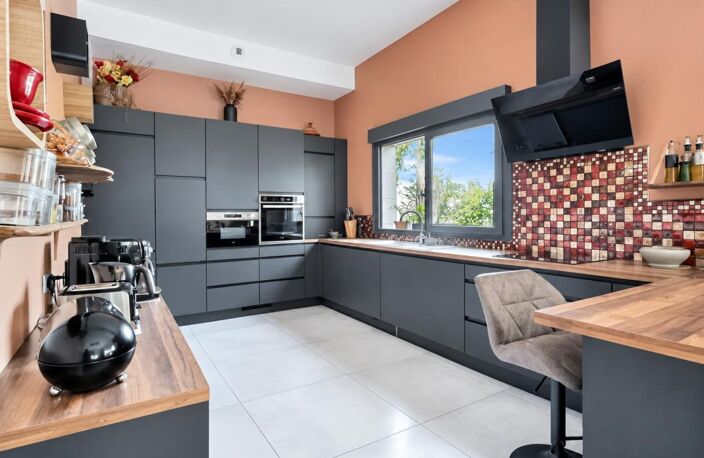 Vente Maison 240m2 FLOIRAC (33270) — photo 3