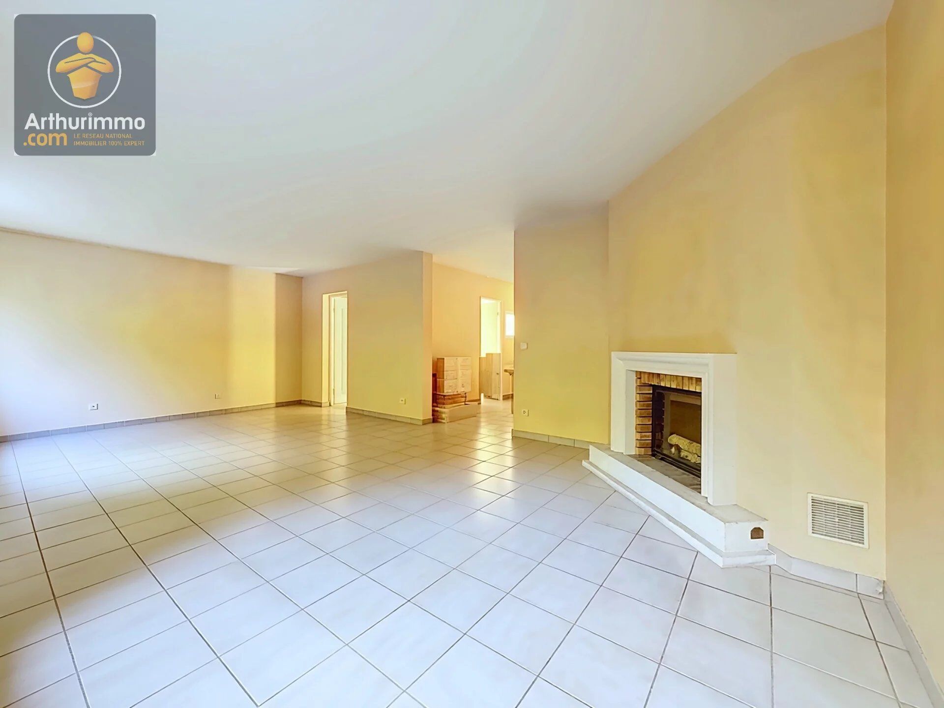 Maison 8 pièces 158 m² · à Boussy-Saint-Antoine · 158 m² · 399 000 €