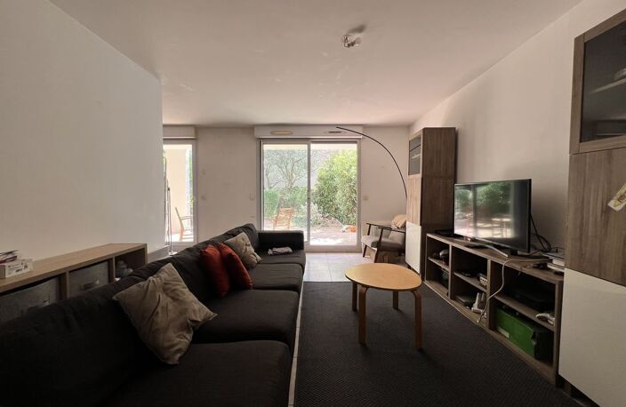 Appartement T3 65.88m² en rez de jardin avec stationnement — photo 3