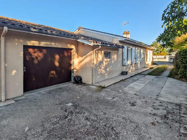 33 290 - BLANQUEFORT - MAISON INDIVIDUELLE - T4 - JARDIN — photo du bien