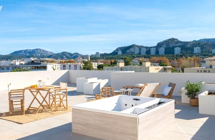 Vente appartement 4 pièces 110 m² Marseille 8 (13008) — photo 2