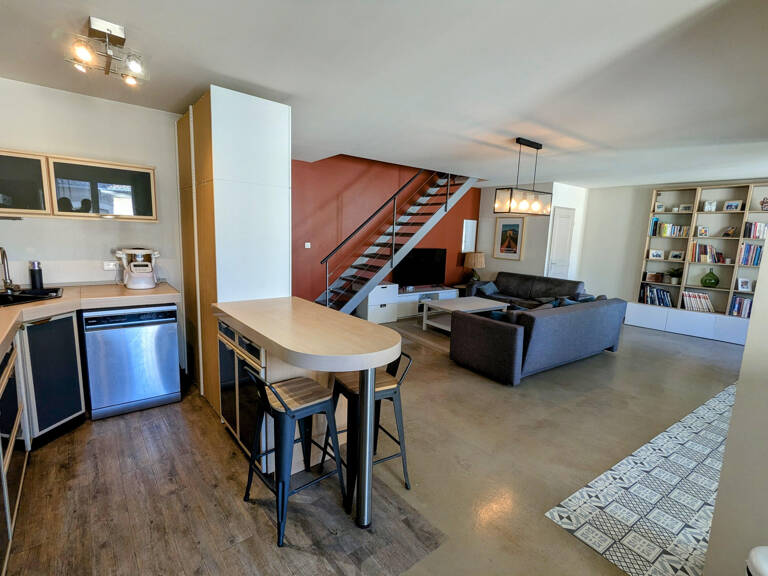 Appt. T4 en duplex dans maison de village - Garage — photo 1
