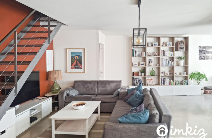 Appt. T4 en duplex dans maison de village - Garage — photo 2