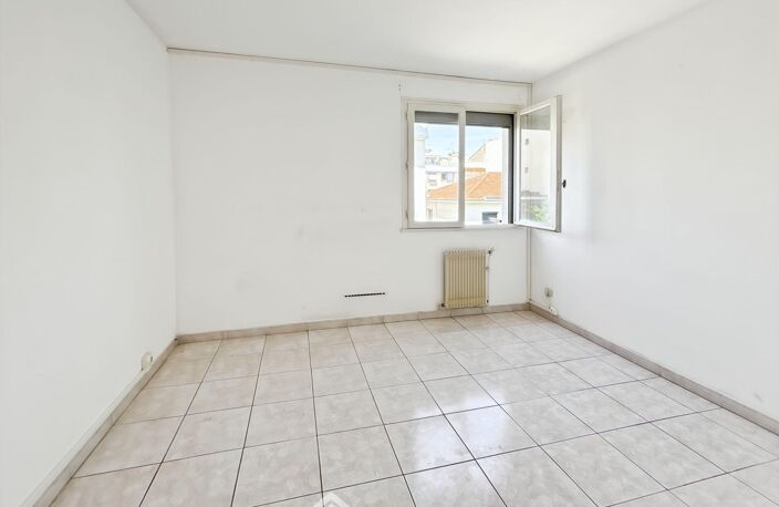 Appartement - 57m² - Sète (34200) — photo 5