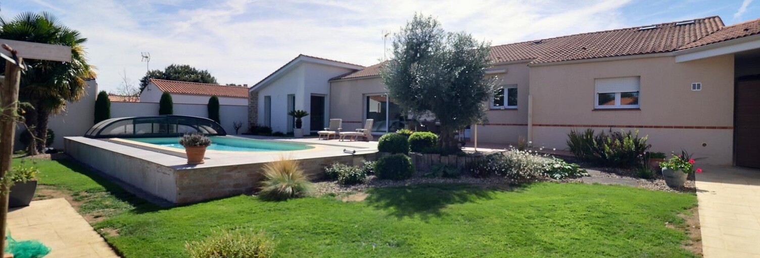 Maison 5 Pièces 160 m² à vendre à Saint-Denis-la-Chevasse (85170)