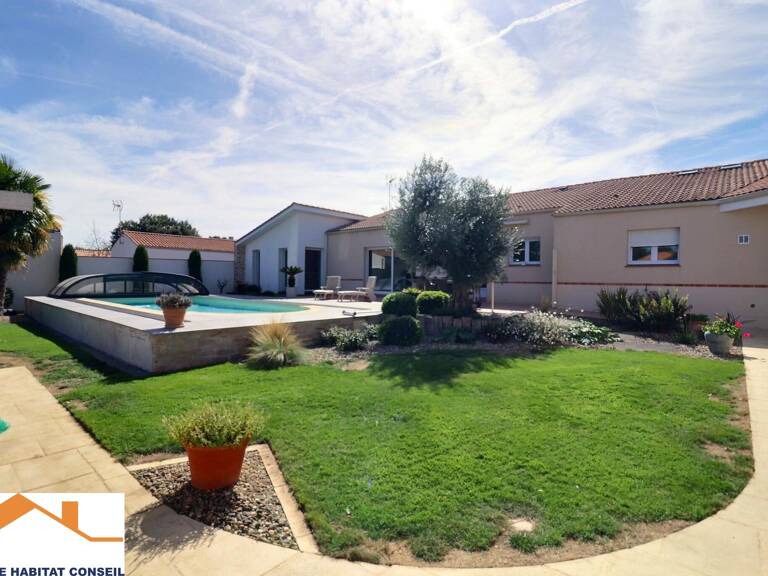 Maison 5 pièces 160 m² — photo 1