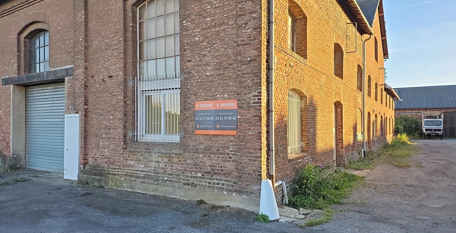 Immeuble avec atelier et bureaux Aulnois sous Laon — photo 1