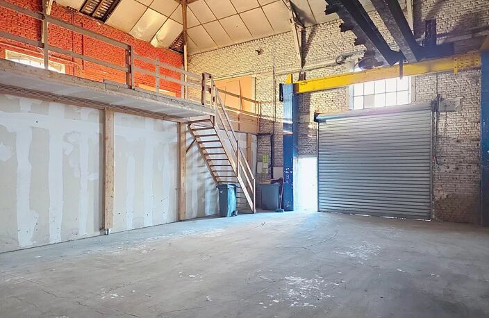 Immeuble avec atelier et bureaux Aulnois sous Laon — photo 3