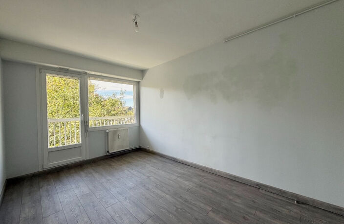 APPARTEMENT 2 PIÈCE(S) 55 M² - CHARLEVILLE-MÉZIÈRES — photo 5