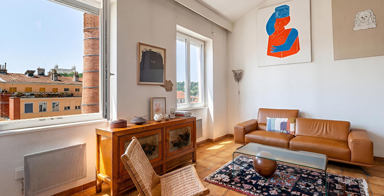Duplex en dernier étage avec vue Fourvière — photo 1