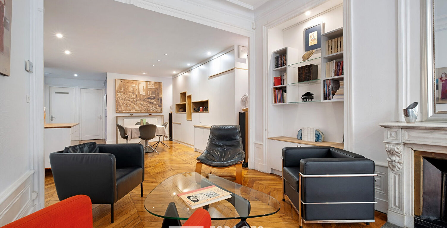 Appartement ancien rénové en plein coeur du quartier Ainay — photo 1