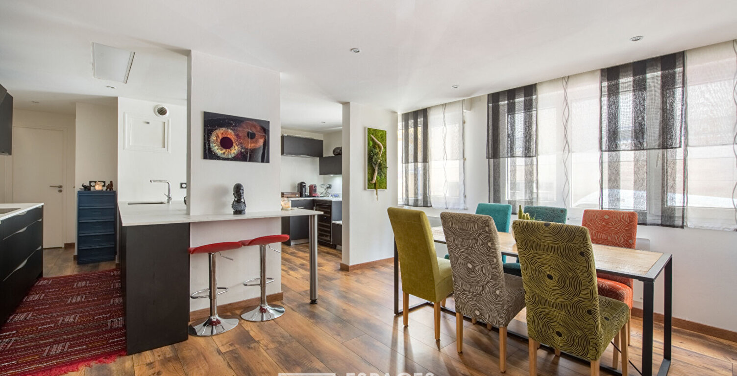 Appartement contemporain proche de la Place de la Croix-Rousse — photo 1