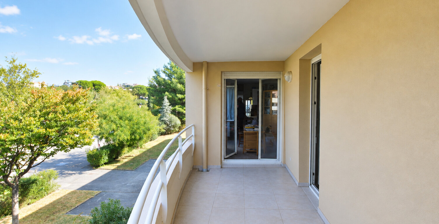 APPARTEMENT T2 MONTOLIVET — photo 1