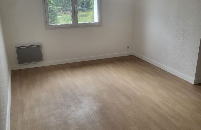 Appartement 3 pièces 56m2 à 5 km du centre de Ste Pazanne — photo 2