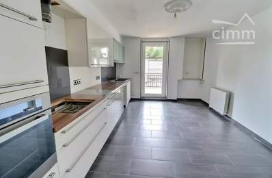 Appartement T3 rénové de 88.24m² +  jardin privatif +  garage + — photo du bien
