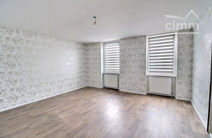 Appartement T3 rénové de 88.24m² +  jardin privatif +  garage + — photo 3