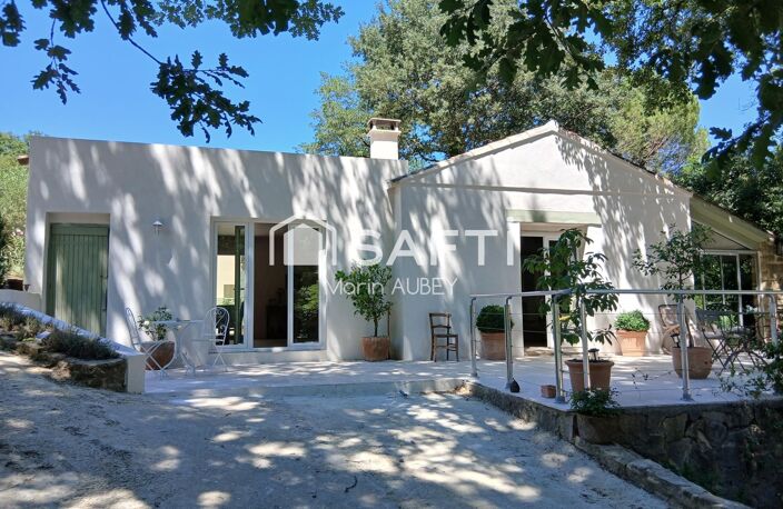 BELLE MAISON PROVENÇALE DANS SON ÉCRIN DE VERDURE — photo 2