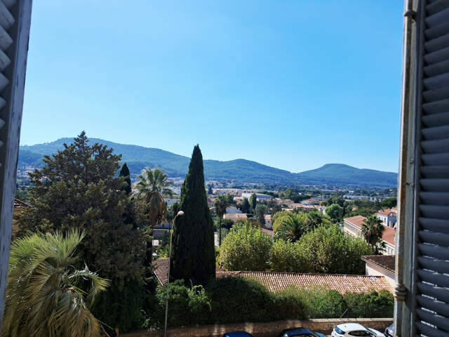 Hyères appartement 3P avec cave — photo du bien