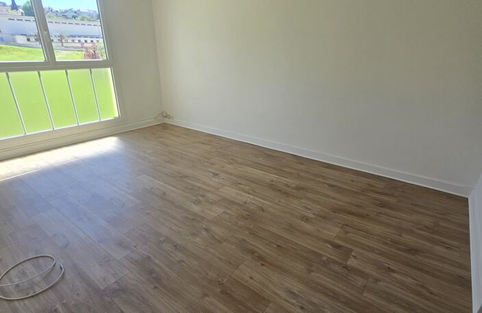 Vente Appartement 3 pièces — photo 2