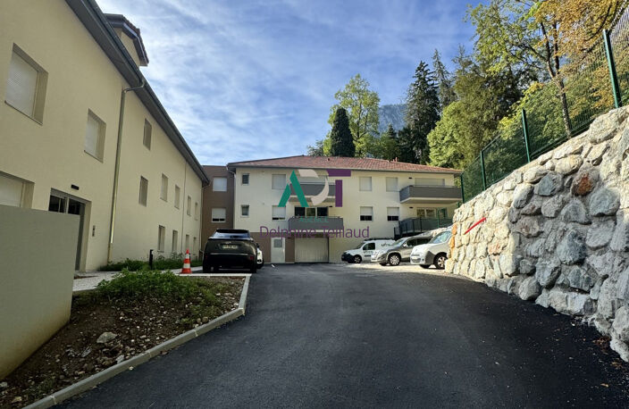 AU COEUR DE NOYAREY — photo 3